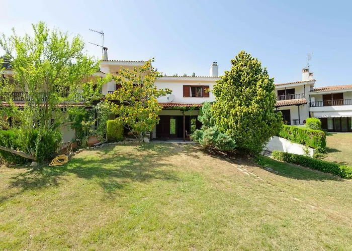 Villa Margaret Siviri